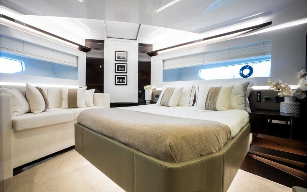 OMNIA VIP cabin, yacht charter French Riviera