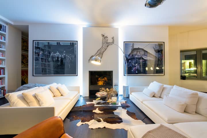 Angelus — double living room seating area
