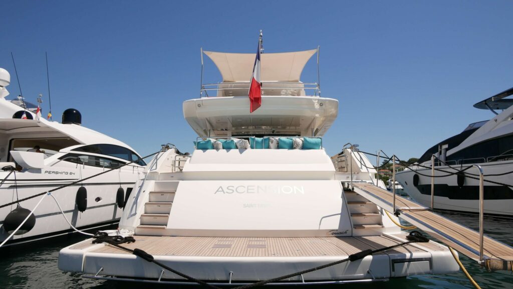 ASCENSION — stern and swim platform, charter Côte d'Azur