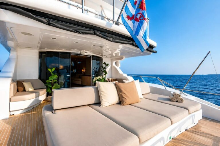 RAMSES II — fly deck daybed at anchor, charter Côte d'Azur