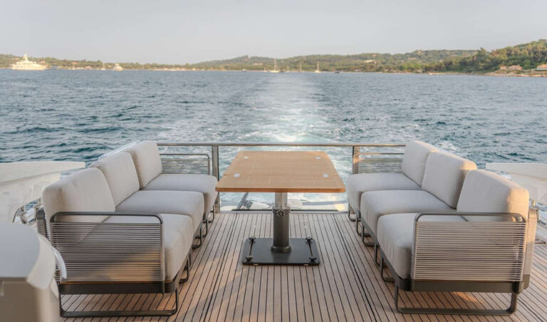 SEMELA — main aft deck seating, charter Côte d'Azur